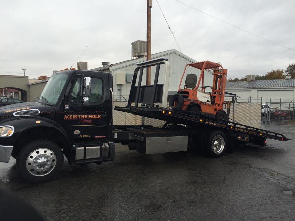 When your fork lift needs to change location, Rocklin Ace Towing is ready to move it for you. Our fleet of flatbed tow trucks can easily tow almost anything. So, if you have a special vehicle that needs to be moved, Rocklin Ace Towing is the towing company to call.