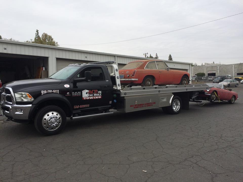 Why tow only one MG, when you can tow two? With our fleet of flatbed tow trucks, towing two vehicles at a time is easy.